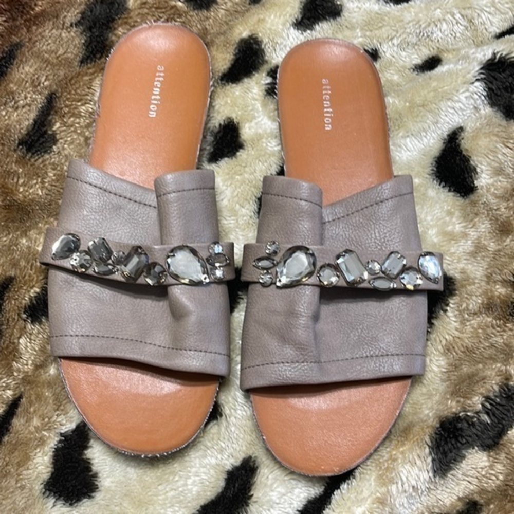 Attention Rhinestones Sandals 9